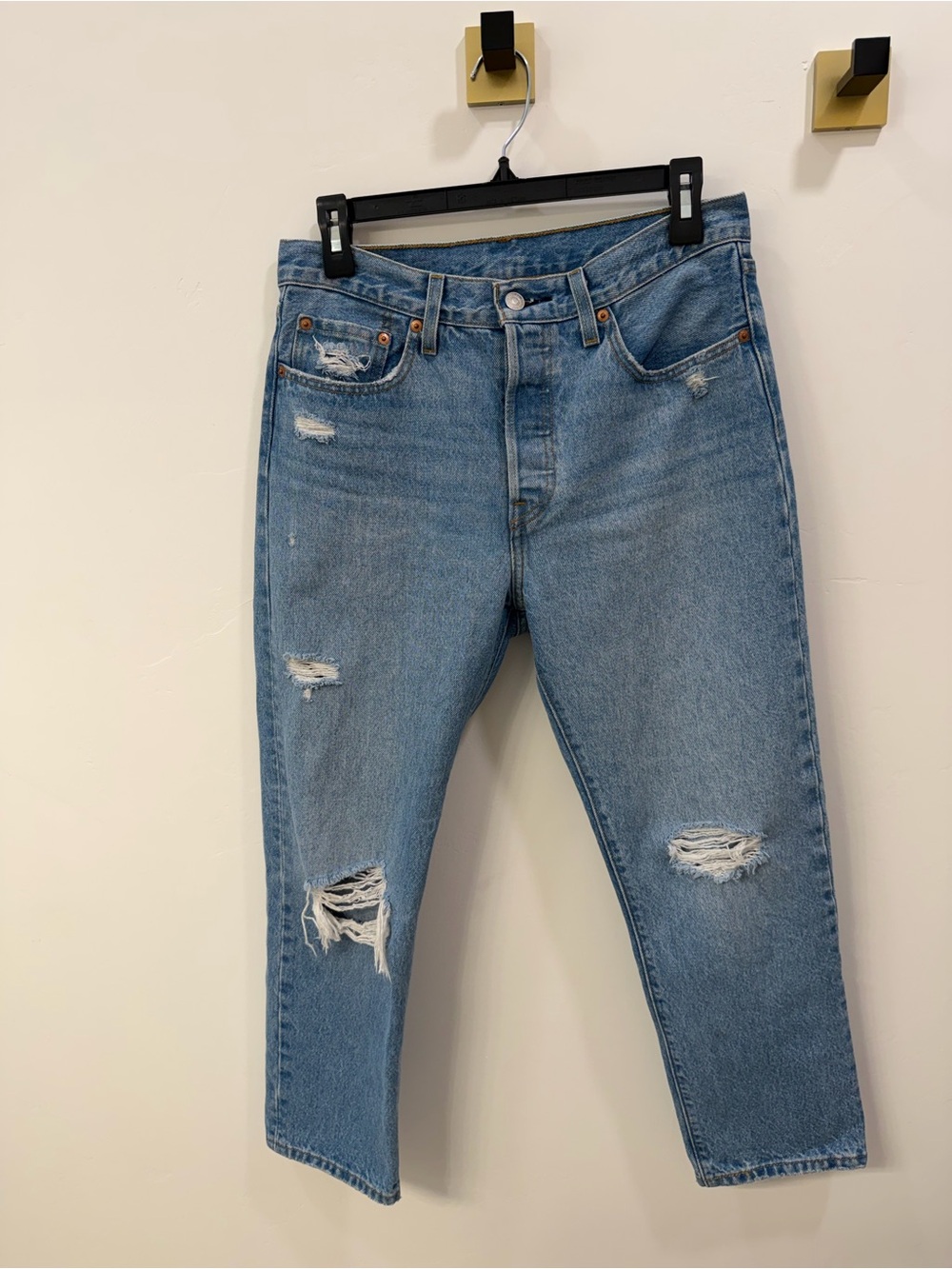 Distressed Light Blue High-Rise Levi’s 501